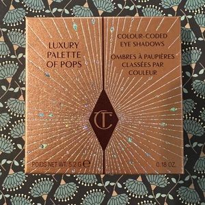 Charlotte Tilbury Dazzling Diamonds luxury palette of pops